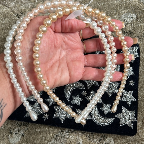 Anthropologie Set Of 3 Pearl Head Bands - Picture 4 of 5